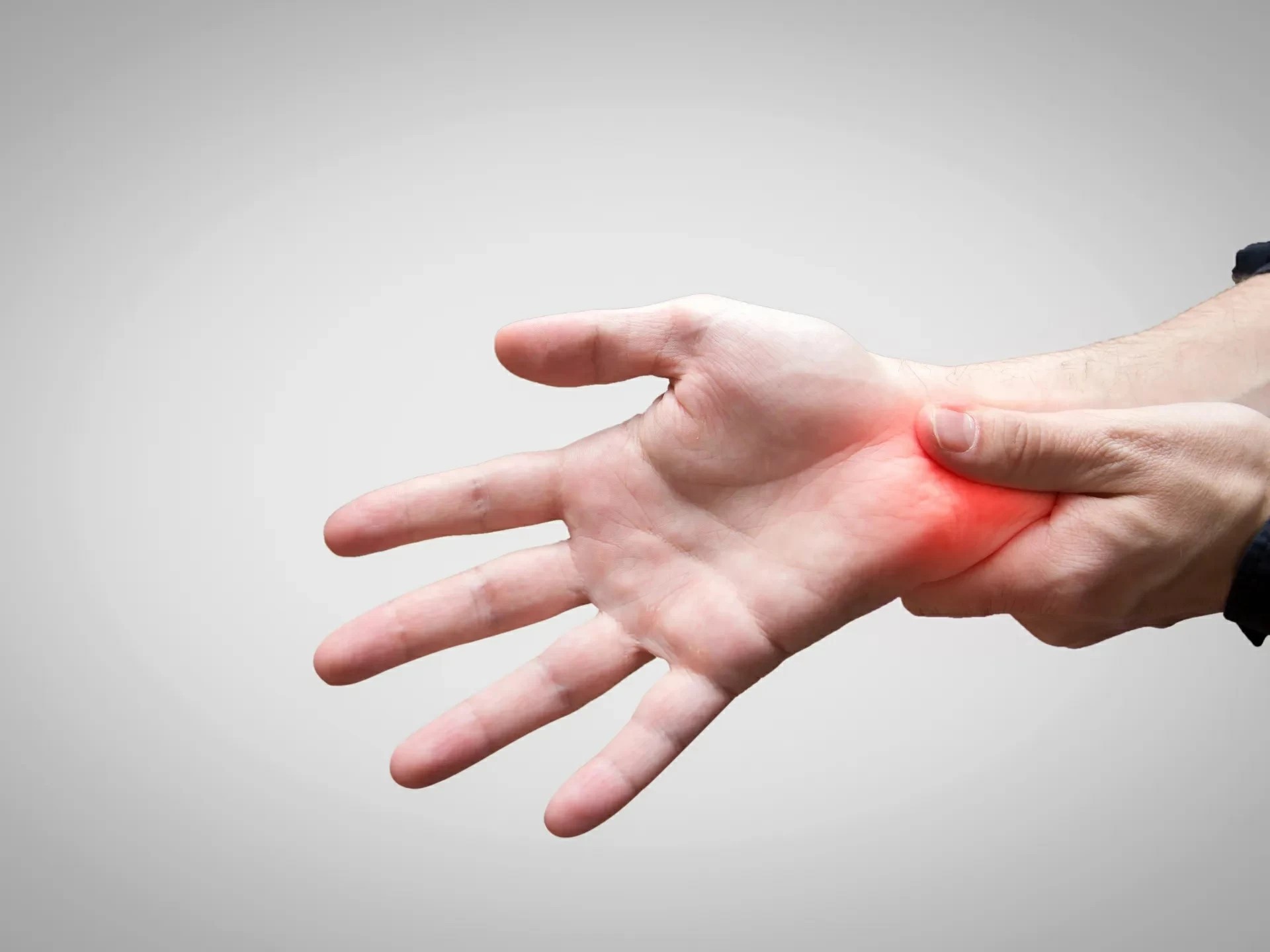 من المعصم إلى الدماغ.. جهاز جديد يكشف تحركات التوتر النفسي