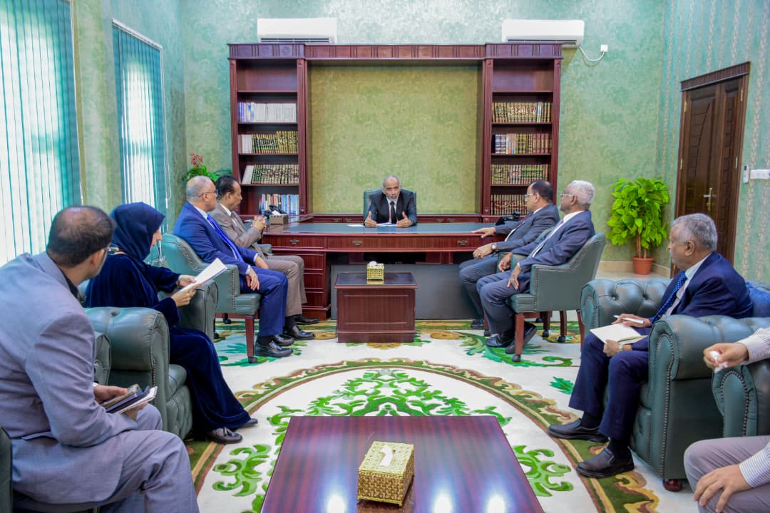 الصبيحي يناقش مع عدد من الوزراء تطوير الأداء وتعزيز الخدمات