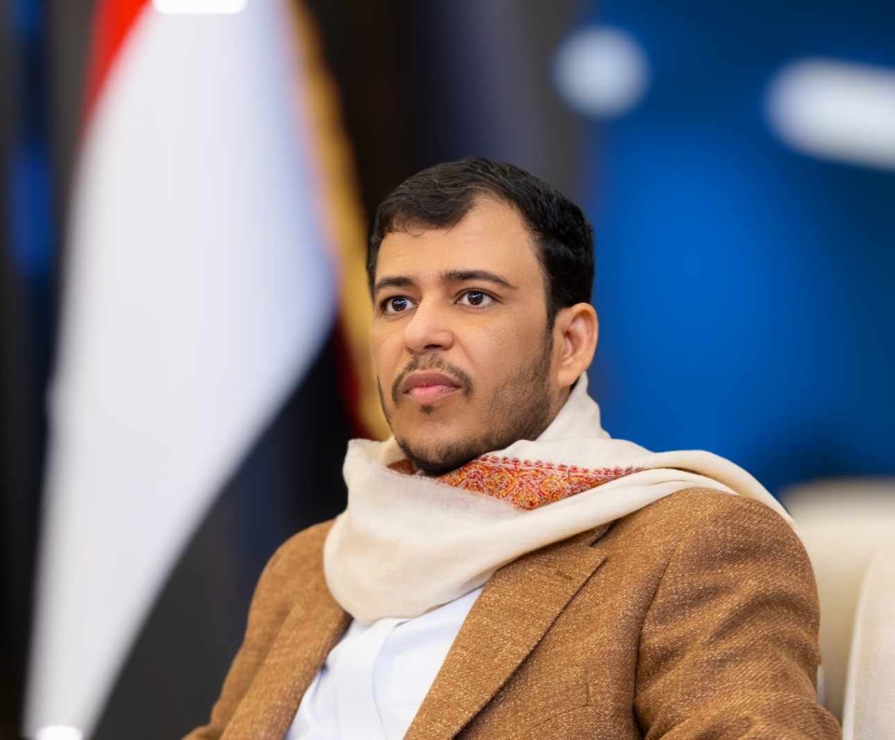 عبدالله العليمي: ندرك حجم معاناة المواطنين في عدن.. والأولوية اليوم للخدمات وتثبيت الأمن