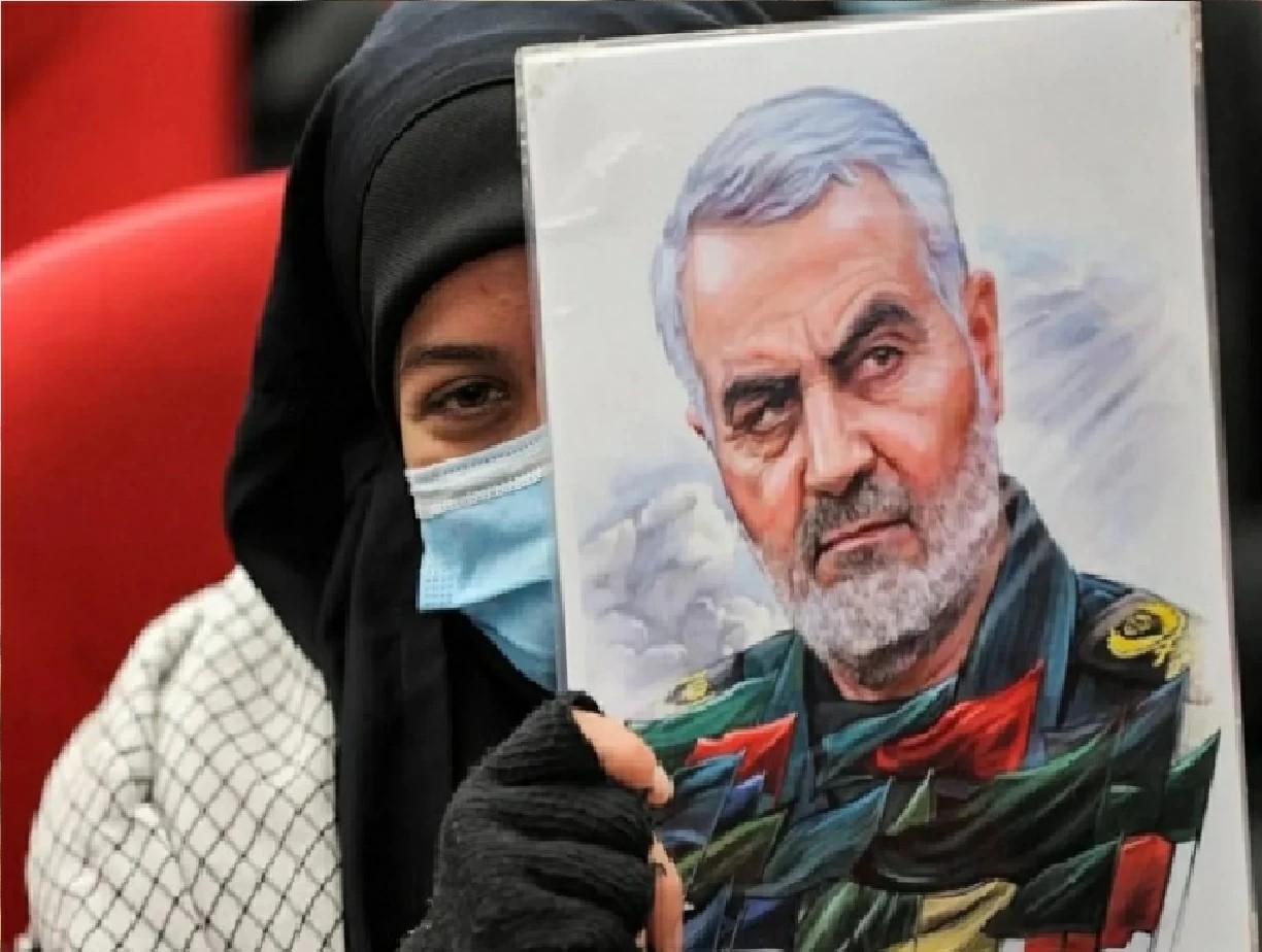 احتجزتهن واتهمتهن بالترويج للنظام الإيراني والحرس الثوري.. أمريكا تلغي إقامة ابنتي قاسم سليماني وابنة لاريجاني