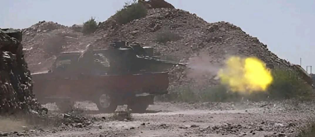 تعز.. الجيش يكسر هجوماً حوثياً في جبهة الصلو ويكبد المليشيا خسائر فادحة