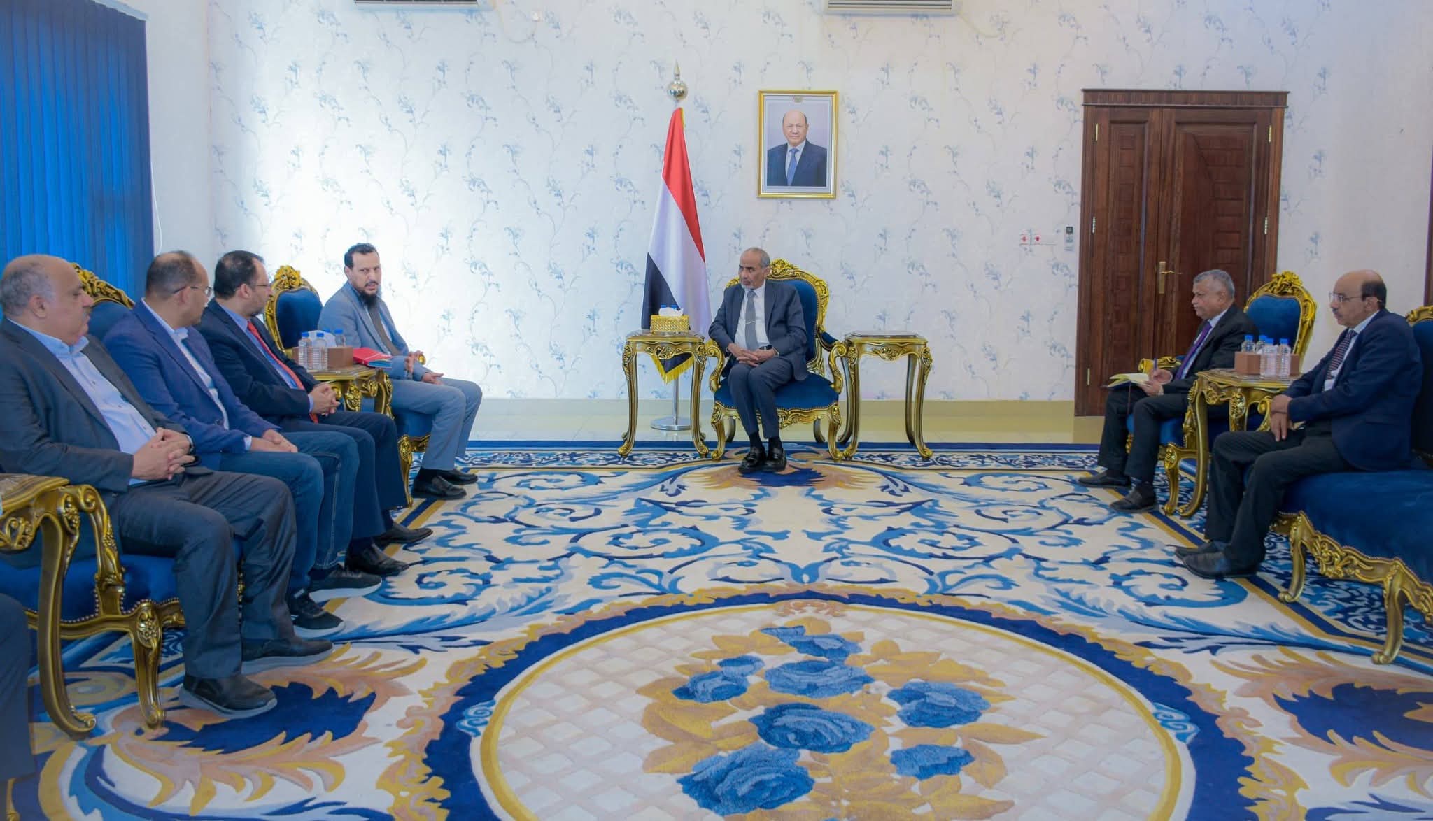 الصبيحي يشدد على مضاعفة الجهود لمعالجة أوضاع الكهرباء