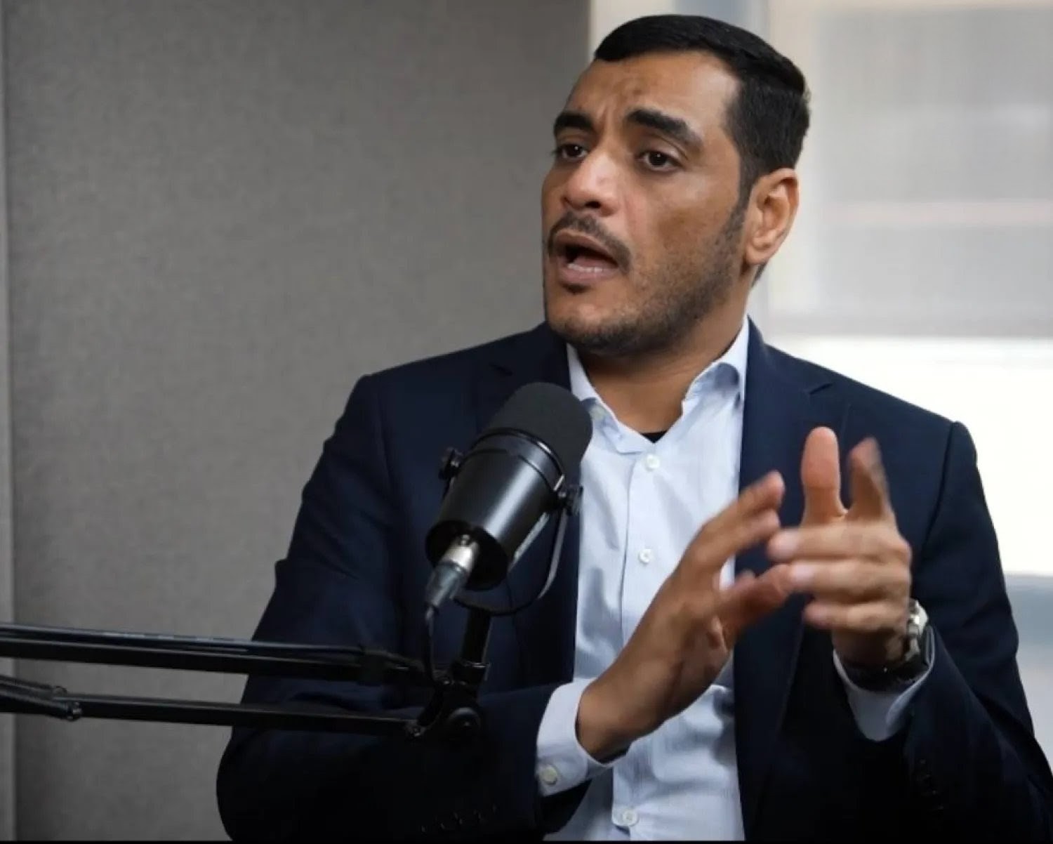 أكرم العامري: توحيد القرار العسكري مفتاح استقرار اليمن
