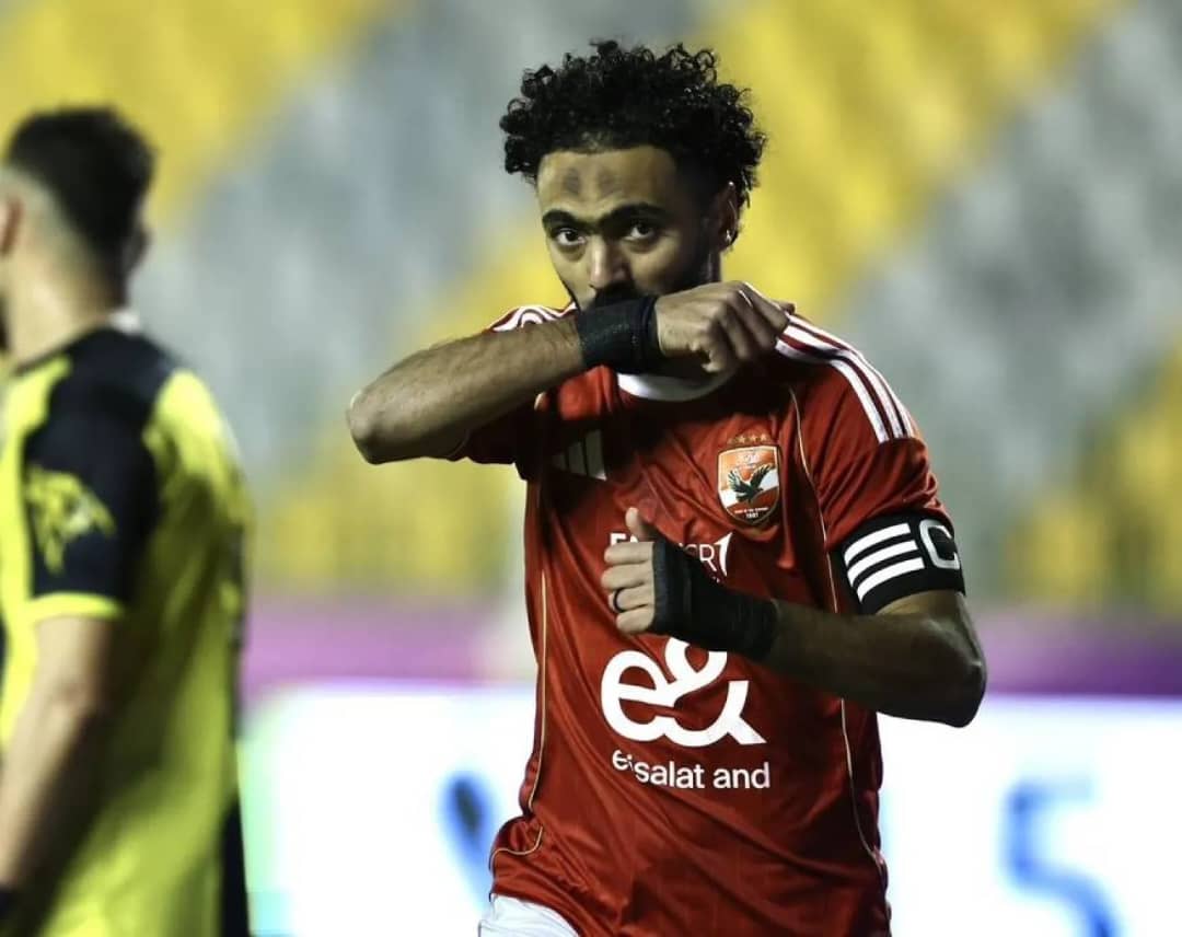 الأهلي وبيراميدز يواصلان مطاردة الزمالك على الصدارة
