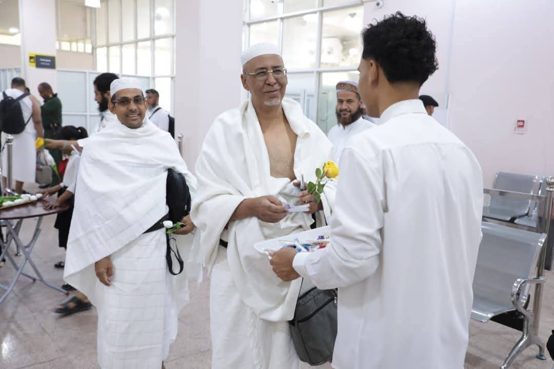 انطلاق أولى رحلات تفويج حجاج بيت الله الحرام من مطار سيئون إلى جدة