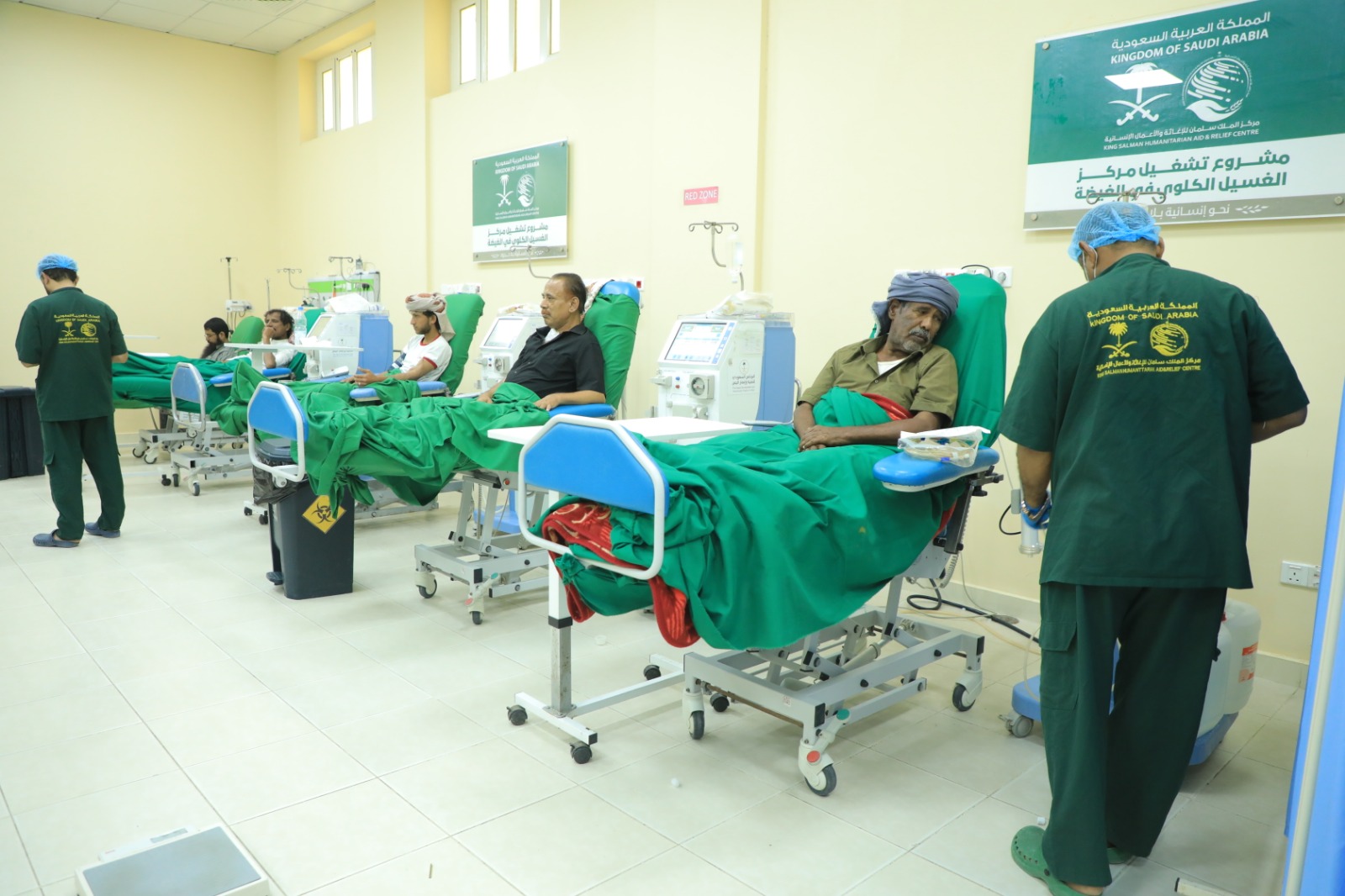 مركز الغسيل الكلوي بالغيضة يقدم 1195 خدمة طبية مجانية خلال فبراير