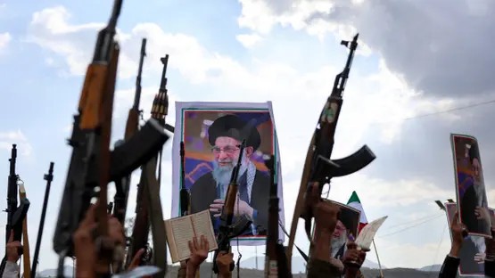 ما بعد خامنئي.. 3 مسارات محتملة لمستقبل جماعة الحوثي في اليمن