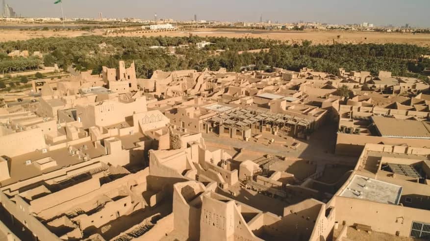 السعودية تحتفي بيوم التأسيس.. قصة وطن انطلقت ملامحه الأولى من الدرعية