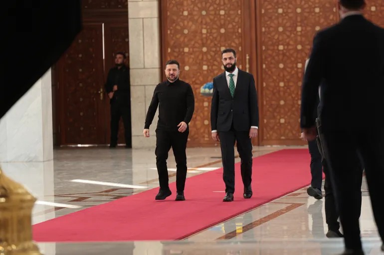 الزيارة الأولى رسميا.. ماذا في جعبة زيلينسكي إلى دمشق؟