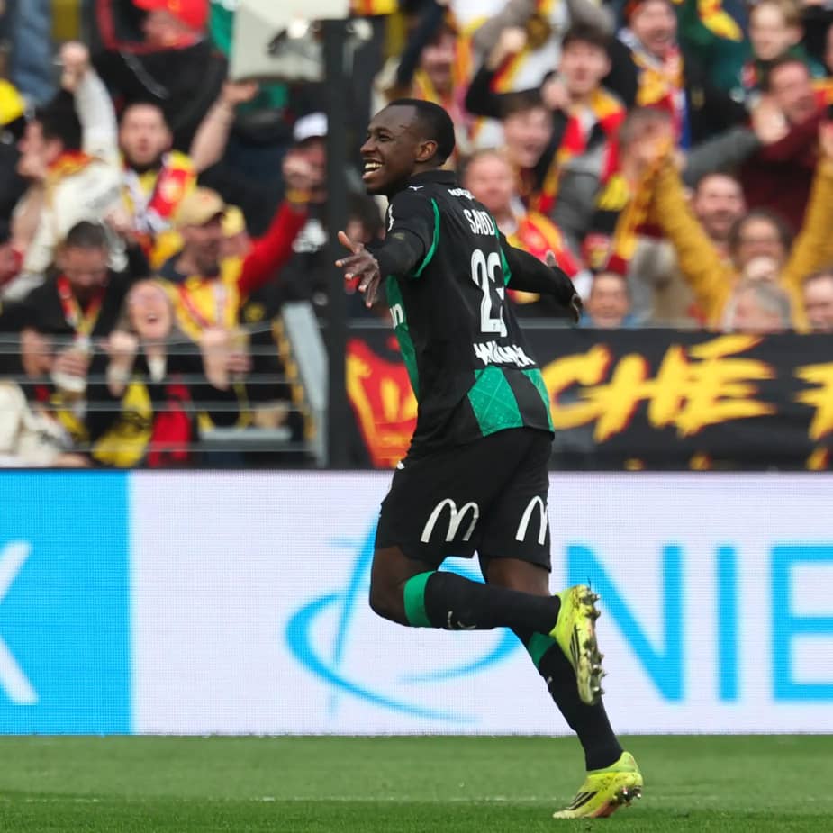 بصاروخ لا يُصد.. سعود عبد الحميد يكتب التاريخ في الدوري الفرنسي