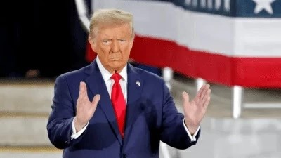 ترمب لإيران: الاتفاق أو التدمير