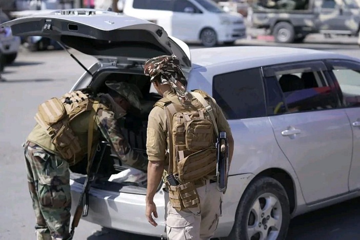 المنطقة العسكرية الأولى تعلن استمرار حملة ضبط الأسلحة في وادي حضرموت