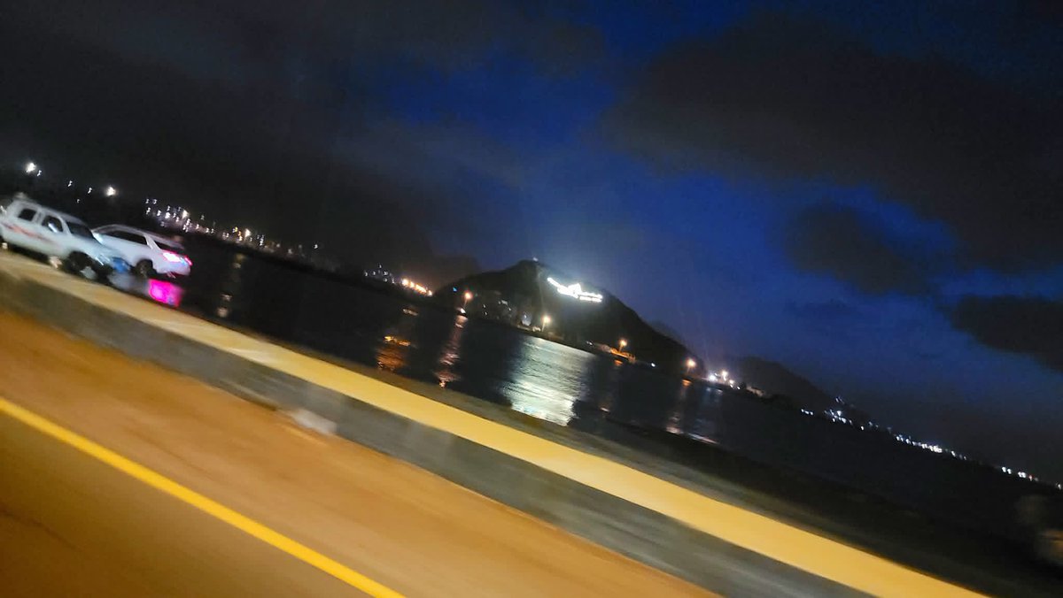 ارتفاع منسوب البحر في سواحل عدن.. ومختصون يدعون لتجنب مناطق الخطر