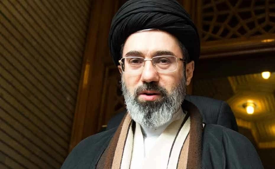 المرشد الإيراني بين الغيبوبة والتشوهات.. تقارير استخباراتية وإعلامية تكشف لغز صحة مجتبى خامنئي