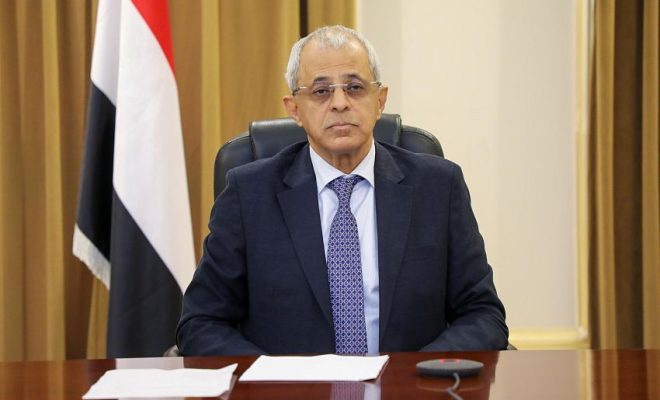 اليمن يجدد تضامنه الكامل مع الدول العربية أمام الاعتداءات الإيرانية