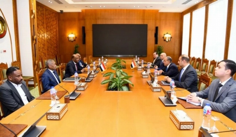 مصر تؤكد رفض محاولات تقسيم السودان.. وتُجدّد إدانة الانتهاكات في الفاشر وكردفان