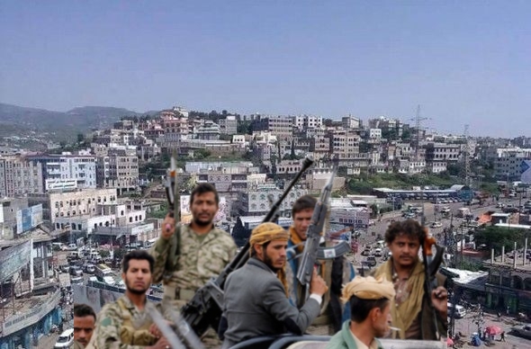 جبايات وإتاوات حوثية جديدة تحت مسمى “عيدية الجبهات” في إب
