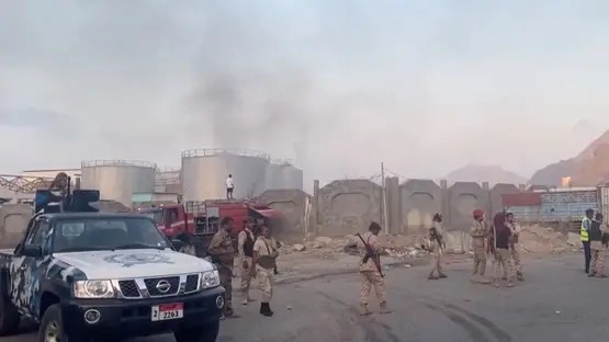 قوات درع الوطن تحبط تهريب أسلحة منهوبة من معسكرات الانتقالي بحضرموت