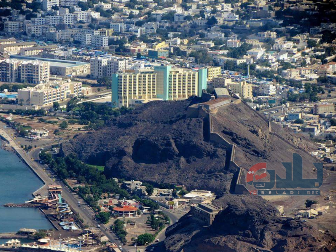 سلطة عدن: مزاعم “الانتقالي المنحل” لا أساس لها من الصحة ولن نسمح بجر المدينة للفوضى