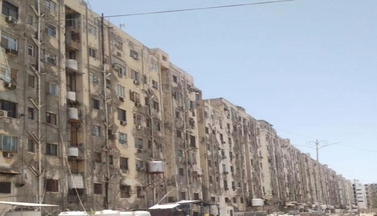 توجيهات بمسح عاجل للمباني الآيلة للسقوط بعدن وبدء تأهيلها