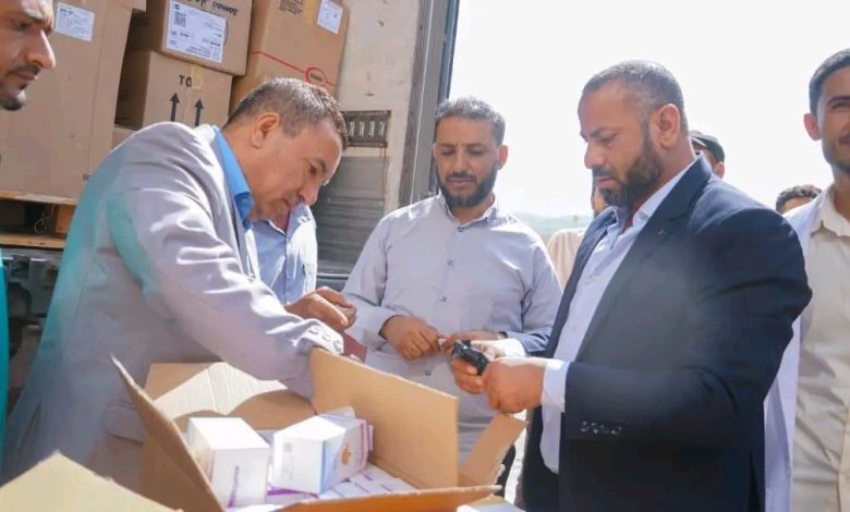 محافظة الضالع تتسلم شحنة أدوية ومستلزمات طبية مقدمة مركز الإسناد الطبي بالقوات المشتركة