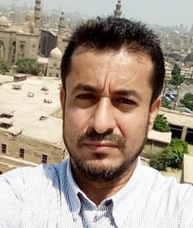 هادي.. العابر بين الأنظمة دون أن يسقط في أوحالها