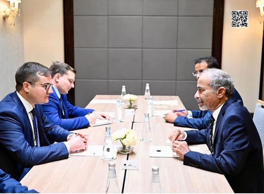 الفريق محمود الصبيحي يؤكد للسفير الروسي: السلام في اليمن مرهون بإنهاء انقلاب المليشيات الحوثية