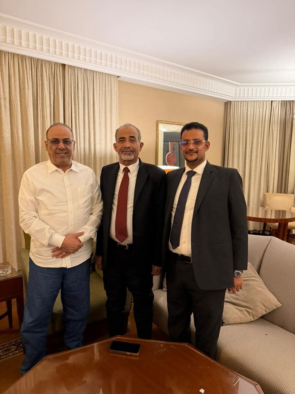 الصبيحي والميسري يبحثان مستجدات الأوضاع الوطنية