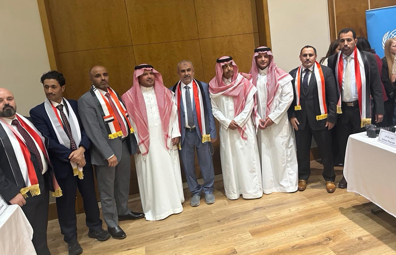 الشرعية تعلن التوصل إلى اتفاق للإفراج عن نحو 1750 محتجزاً من مختلف الأطراف