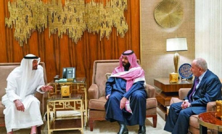 ولي العهد السعودي يحبط عرضاً إماراتياً لترامب: لا مقايضة حزب “الإصلاح” بقتال الحوثيين 