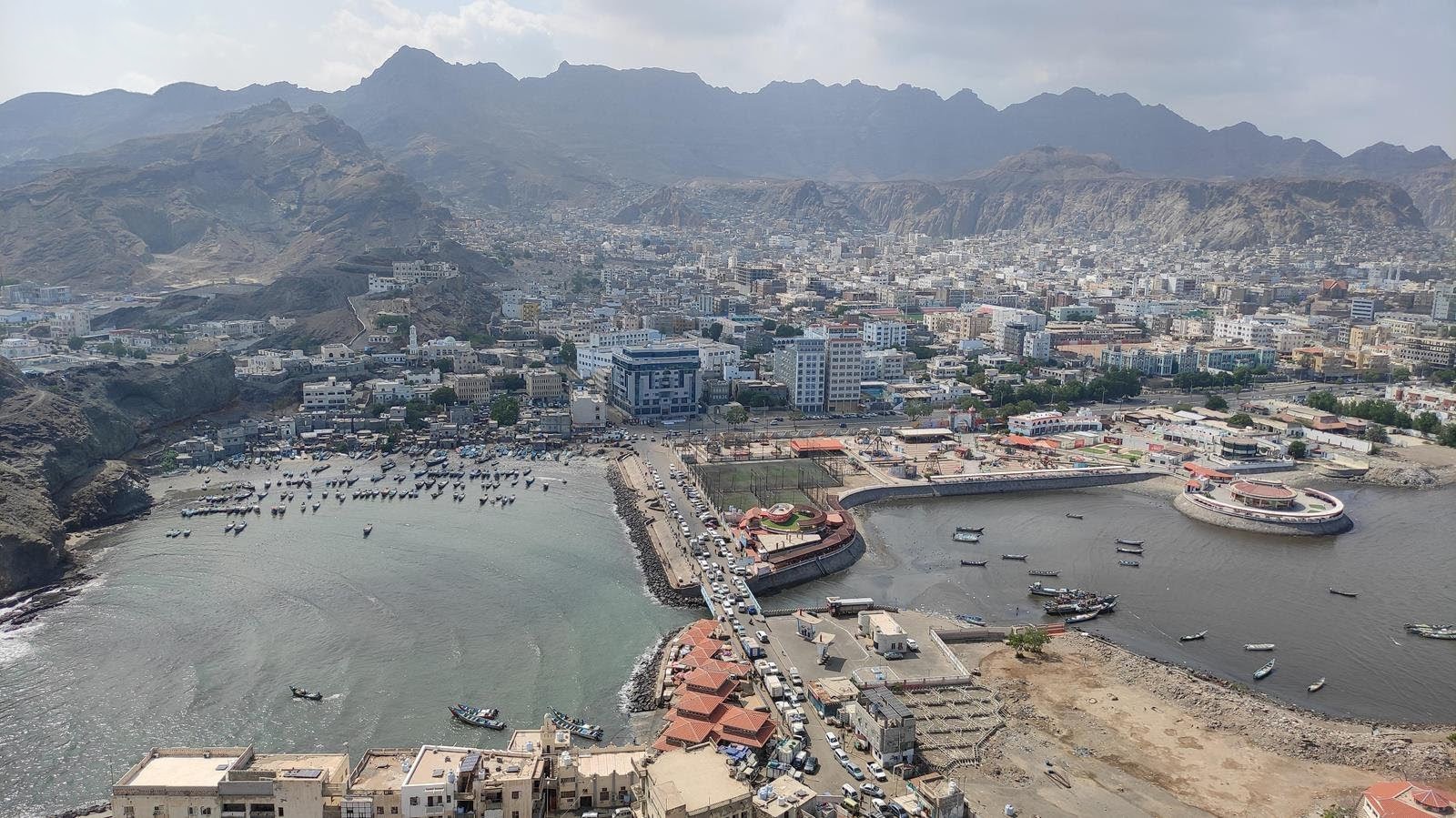 مقتل مسن في لحج وضبط شبكة تمارس أعمالًا لا أخلاقية بعدن