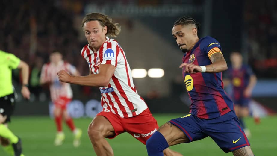 الكلاسيكو في الصورة.. كم مباراة سيغيب عنها رافينيا بعد الإصابة؟