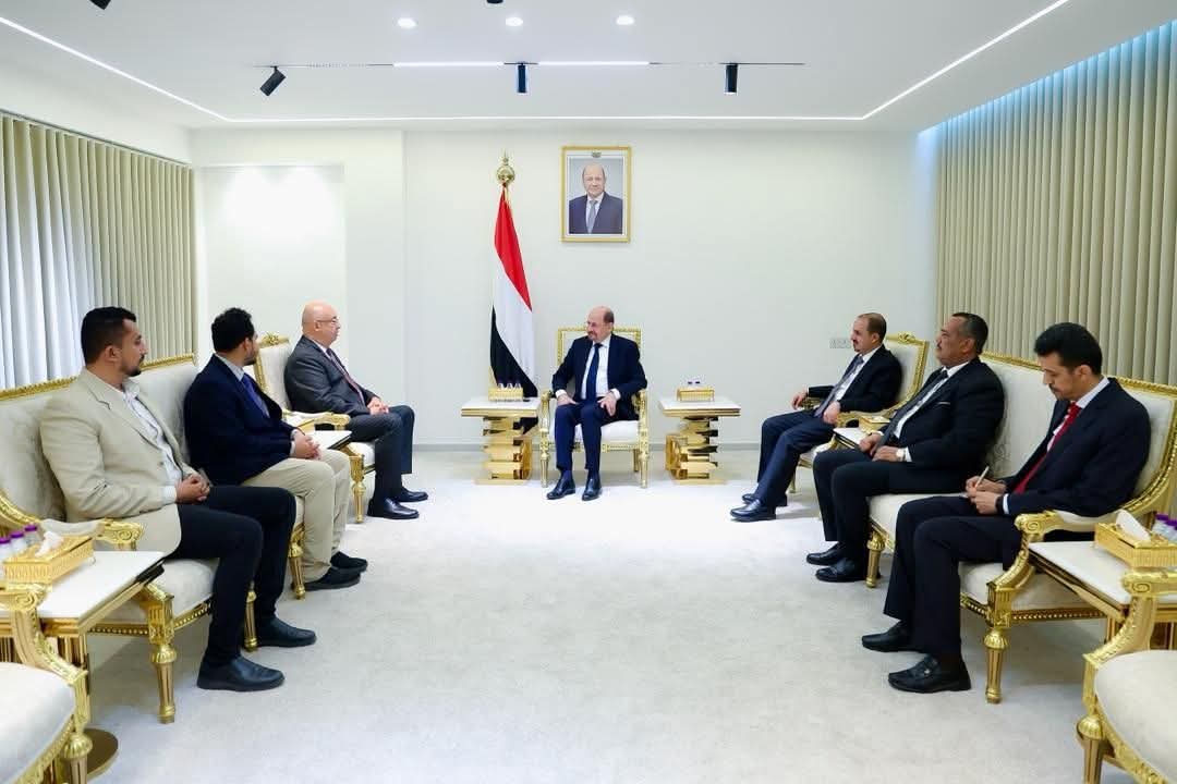 رئيس الوزراء يستقبل في عدن وفد منظمة اليونسكو
