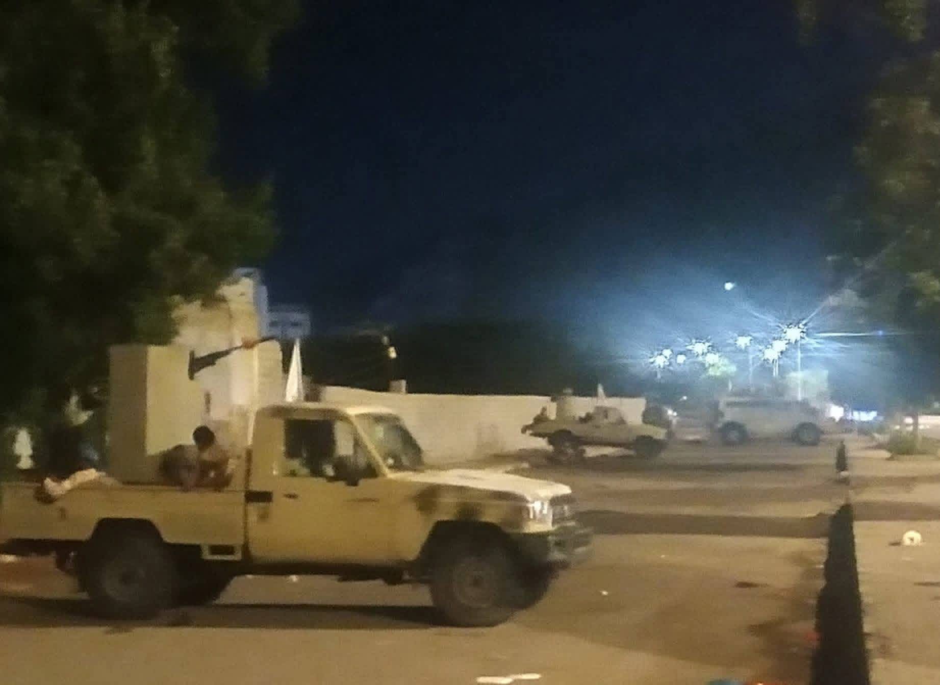 توجيهات صارمة بمنع إقامة أي مظاهرات في عدن