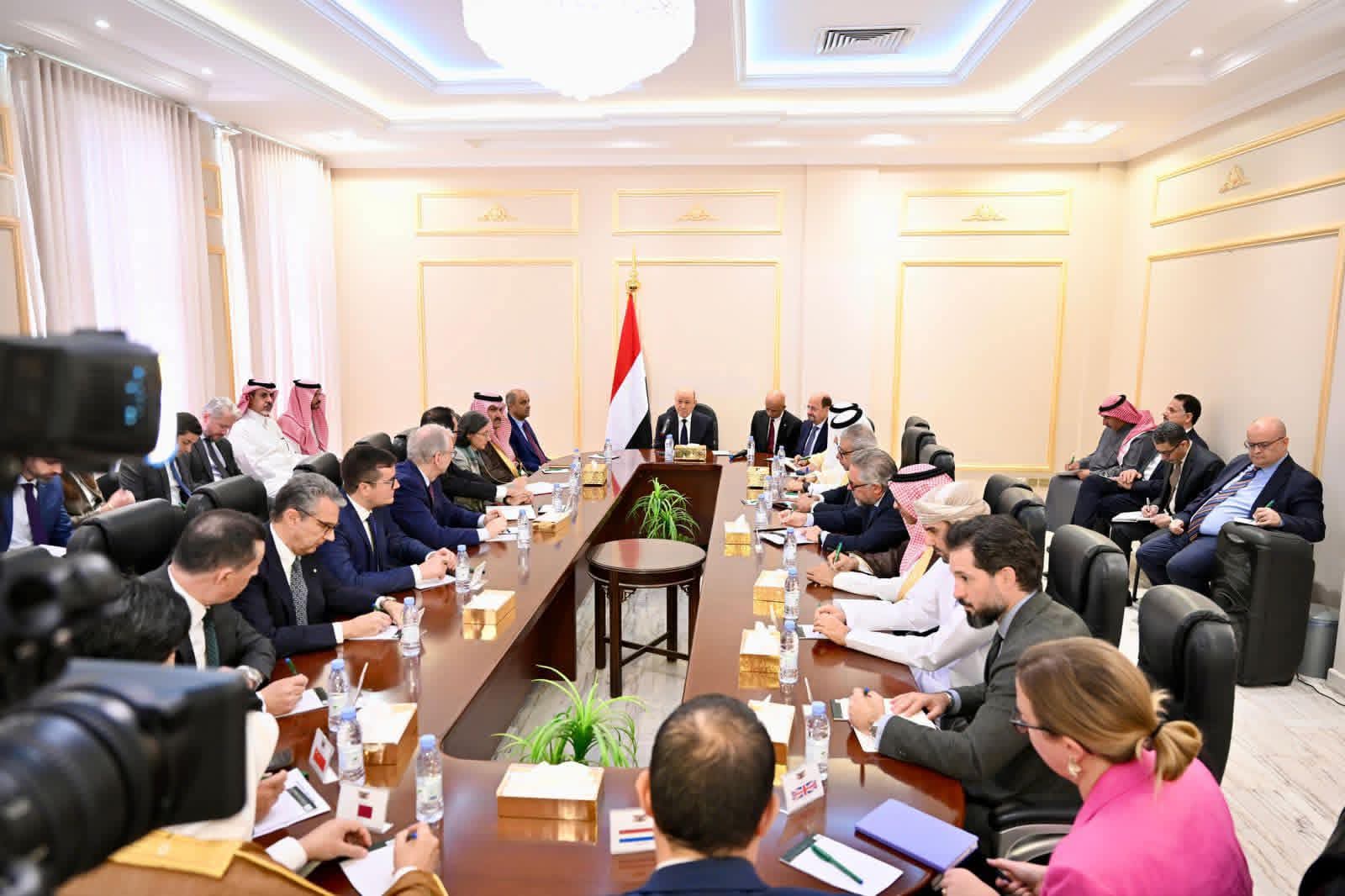 إجماع عربي ودولي يؤكد دعم وحدة اليمن وشرعيتها الدستورية