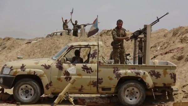 ضربة سعودية تحذيرية في حضرموت... والانتقالي «منفتح على التنسيق»